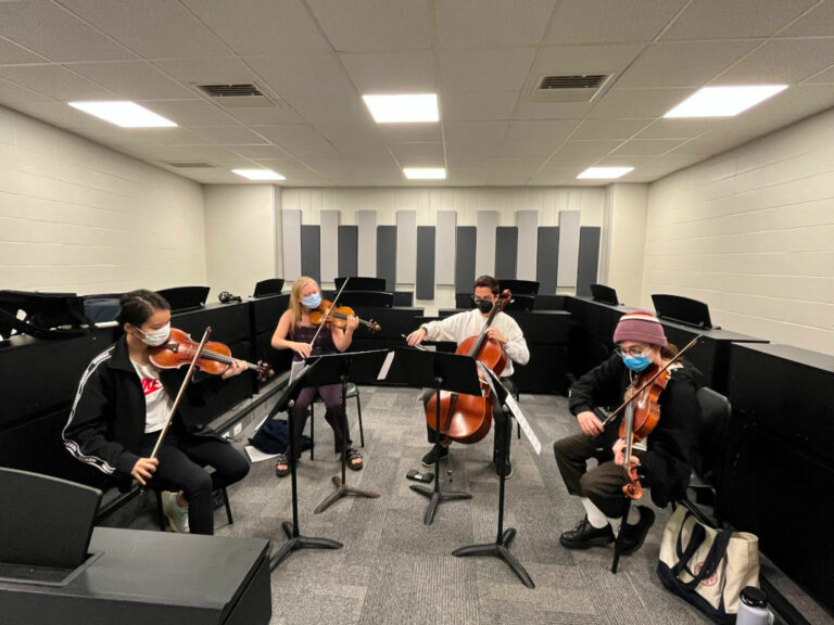 Chamber Music Institute students explore together